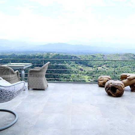 Sky Pavilion Kandy Esterno foto